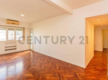Departamento · 84m² · 3 Ambientes · Venta Departamento 3 Ambientes C/balcon y Dependencia en Belgrano.