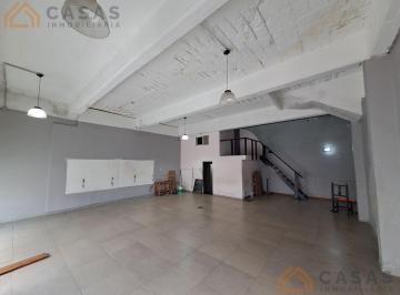 Local comercial · 95m² · 3 Ambientes · 7 Cocheras · Local - San José