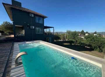 Casa · 190m² · 11 Ambientes · 2 Cocheras · Venta Casa Villa del Lago 3 Dorm Pileta Vista Lago