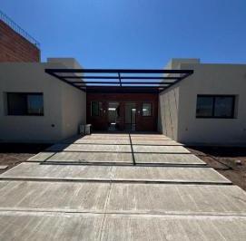 Casa · 55m² · 2 Ambientes · 1 Cochera · Venta Duplex 1 Dormitorio, Manantiales II, Cordoba