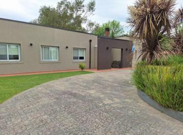 Casa de 8 ambientes, San Vicente · Chalet en Venta Fincas San Vicente Chacras