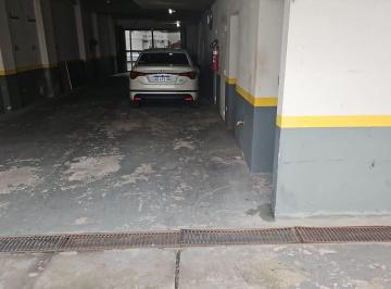 Garage , Almagro · Cochera Fija en Almagro