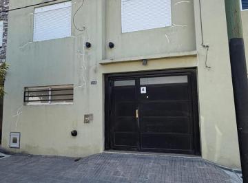 Departamento · 70m² · 3 Ambientes · 1 Cochera · Duplex de Dos Dorm. con Cochera Sin Expensas