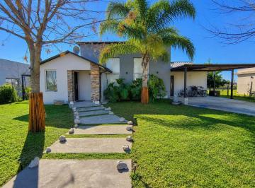 156043.png · Venta Casa 5 Ambientes, San Sebastián, Área 12