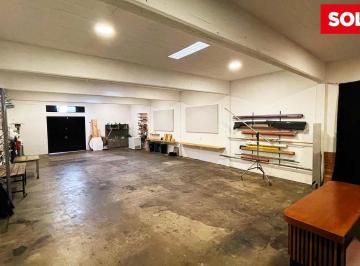 Depósito · 232m² · 6 Ambientes · Venta, Alquiler. Depósito, Galpón, Estudio. La Paternal.