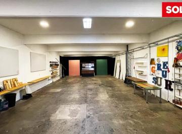 Depósito · 232m² · 6 Ambientes · Venta, Alquiler. Depósito, Galpón, Estudio. La Paternal.