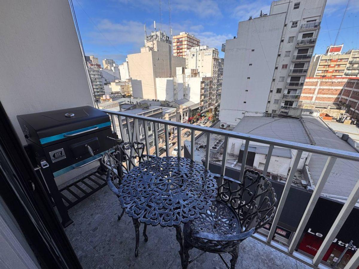 Venta departamento 3 ambientes reciclado a nuevo y amoblado — Centro