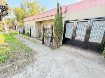 Casa · 76m² · 3 Ambientes · 2 Cocheras · Venta Casa 3 Ambientes en Ituzaingo