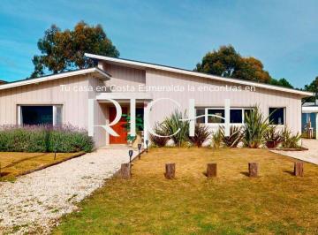 RIH-RIH-610_2 · Casa en Venta en Costa Esmeralda | Estilo Californiano, Gas Natural y Financiación