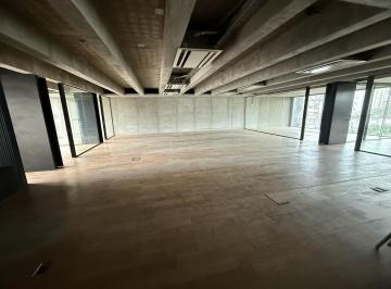 Oficina comercial · 256m² · 6 Ambientes · Oficina Luminosa Amplia en Museo de Arte en San Telmo