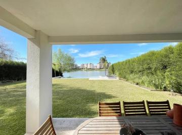 Casa · 430m² · 5 Ambientes · 2 Cocheras · Casa en Venta en Los Castores, Nordelta, Tigre