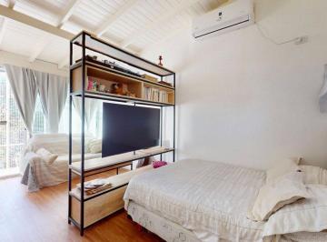 PH · 101m² · 5 Ambientes · PH Multifamiliar en Venta en V. Ortuzar C/ Balcon