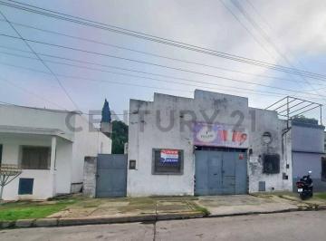 Bodega-Galpón · 167m² · Venta Galpon Usos Multiples en Berazategui