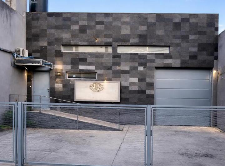 Bodega-Galpón · 730m² · 2 Ambientes