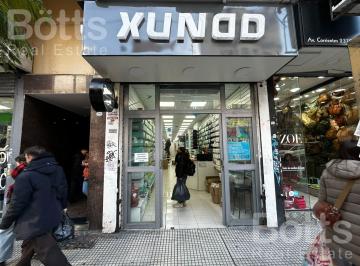 Local comercial · 210m² · Local en Once