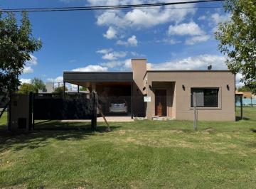 Casa · 90m² · 1 Ambiente · Casa - Punta Chacra
