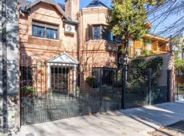 Casa · 290m² · 4 Ambientes · 1 Cochera · Simplemente La Mejor No Te La Podes Perder!°!