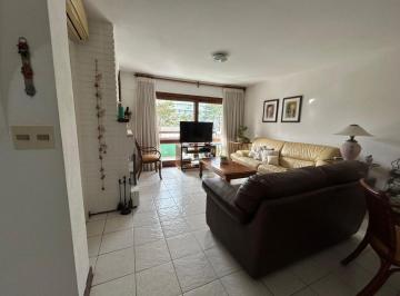 Departamento de 3 ambientes, Uruguay · Apartamento en Venta, 2 Dorm. y 2 Baños Sobre Av Roosevelt. Punta del Este