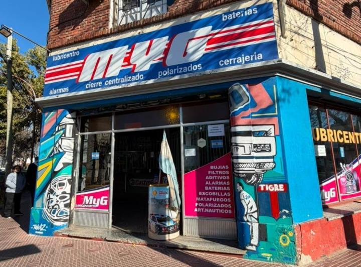 Local comercial · 297m²