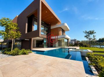 Casa · 500m² · 6 Ambientes · 2 Cocheras · Casa en Venta en El Yacht, Nordelta, Tigre