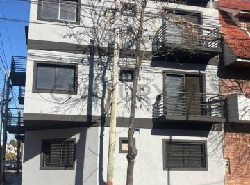 Departamento · 37m² · 2 Ambientes · Venta 2amb Planta Baja con Patio y Terraza Propia en Valentín Alsina