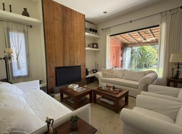 Casa de 4 ambientes, San Isidro · Espectacular Casa en La Zona de La Merced - Beccar