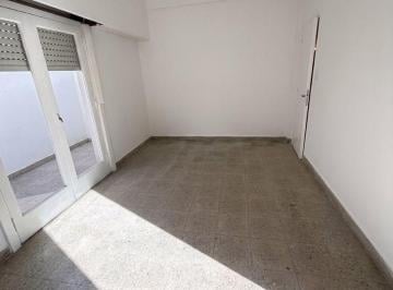 PH de 3 ambientes, Morón · Alquiler – PH 3 Ambientes con Terraza Privada en Morón