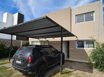 Casa · 86m² · 3 Ambientes · 1 Cochera · Dúplex de 2 Dorm. a Estrenar en Los Juegos, Valle Cercano