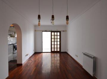 Departamento · 46m² · 2 Ambientes · 1 Cochera · Departamento en Alquiler en Parque Chacabuco, Capital Federal, Buenos Aires