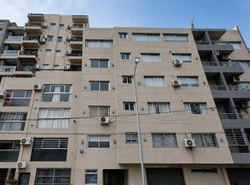 Departamento · 39m² · 2 Ambientes · 1 Cochera · Departamento 2 Ambientes con Balcón y Cochera en Haedo Sur
