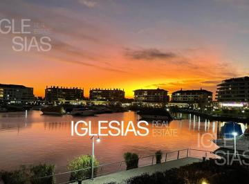 Departamento · 127m² · 4 Ambientes · 2 Cocheras · Departamento en Venta Vista Al Río, en Miradores de La Bahía, Nordelta