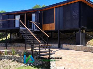 Casa · 190m² · 5 Ambientes · 2 Cocheras · Casa a La Venta en Villa de Las Rosas