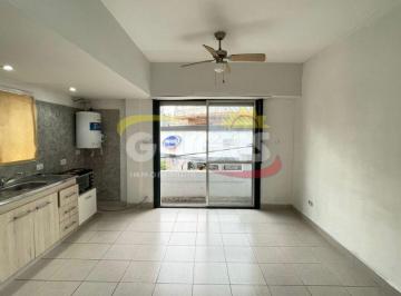 Oficina comercial · 25m² · 1 Ambiente · Alquiler de Oficina en Ramos Mejia - Céntrica - Al Frente con Balcón