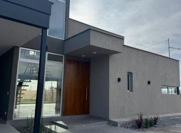 Casa de 1 ambiente, Maipú · Casa a Estrenar en Barrio Privado "La Vasconia"