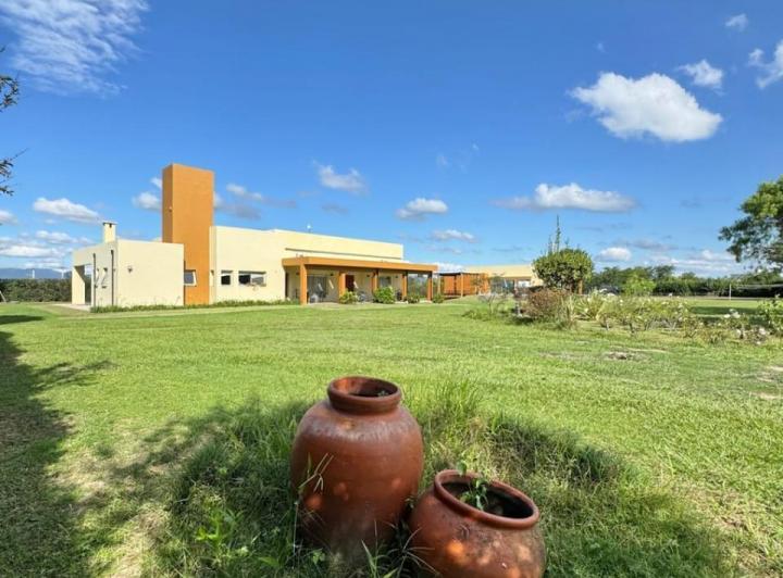 Casa · 530m² · 8 Ambientes