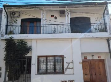 Casa · 38m² · 2 Ambientes · PH en La Lucila