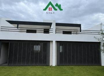 Casa · 200m² · 4 Ambientes · 1 Cochera · Casa Tipo Dúplex en Venta de 2 Dorm. a Estrenar en Villa Maria