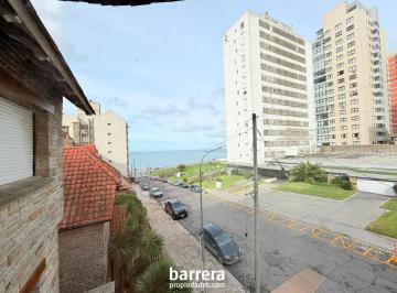 Casa · 400m² · 6 Ambientes · 2 Cocheras · Espectacular Chalet Frente Al Parque San Martin