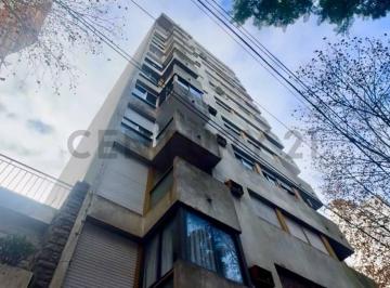Departamento · 71m² · 5 Ambientes · Departamento en Venta Tres Dom. con Balcón - La Plata