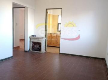 Departamento · 40m² · 2 Ambientes · Venta Departamento 2 Amb. en Ramos Mejia Buen Estado Apto Crédito