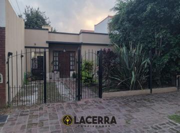 Casa de 2 ambientes, General San Martín · Casa Alquiler Malaver