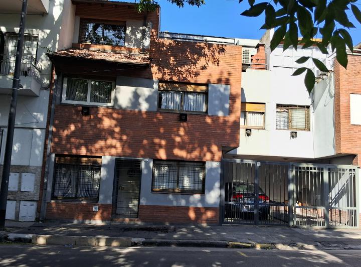 Departamento · 104m² · 6 Ambientes · 1 Cochera