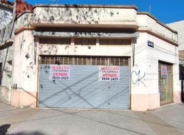 Local comercial , Villa Devoto · Villa Devoto Ramon Lista 5200 Esq. Calderon de La Barca. Local Dos Vidrieras Sin Expesas