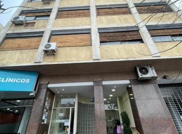 Oficina comercial · 25m² · 1 Ambiente · Departamento 1 Amb Apto Profesional en Ramos Mejia