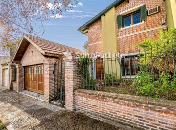 Casa · 164m² · 4 Ambientes · 2 Cocheras · Venta Casa 4 Ambientes en Haedo Sur