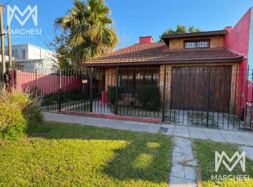 Casa de 5 ambientes, Quilmes · Casa PH 5 Amb. con Pileta y Garage