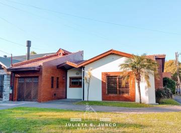 Casa de 4 ambientes, Quilmes · Venta Casa 4 Ambientes Bernal Centro