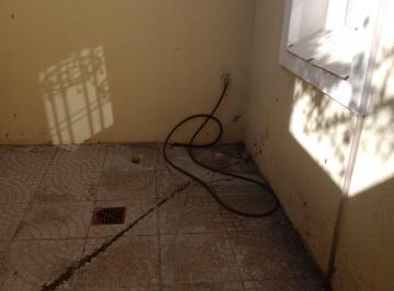 Departamento de 3 ambientes, Ciudad de Mendoza · Departamento un Dormitorio. Dos Baños. Patio. Planta Baja