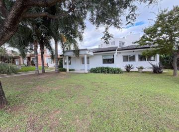 Casa de 6 ambientes, Villa Allende · Venta Casa 4 Dorm. San Isidro Villa Allende