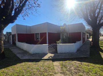 Casa · 60m² · 3 Ambientes · 1 Cochera · Casa a La Venta en San Antonio de Padua, Merlo - Bs. As. / a Reciclar